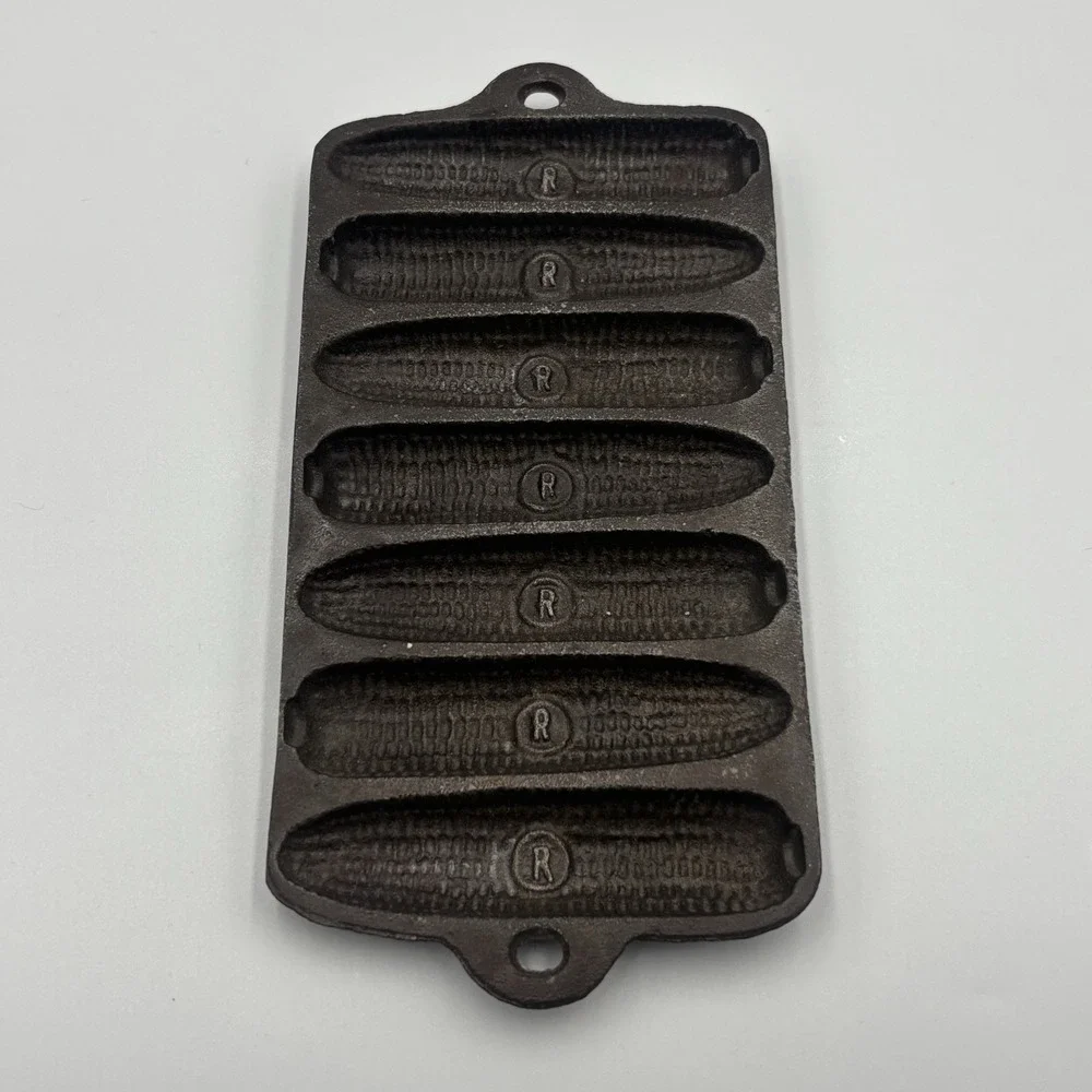 Vintage Cast Iron‎ Junior Cornbread Pan Krusty Korn Kobs Toy Cast Iron